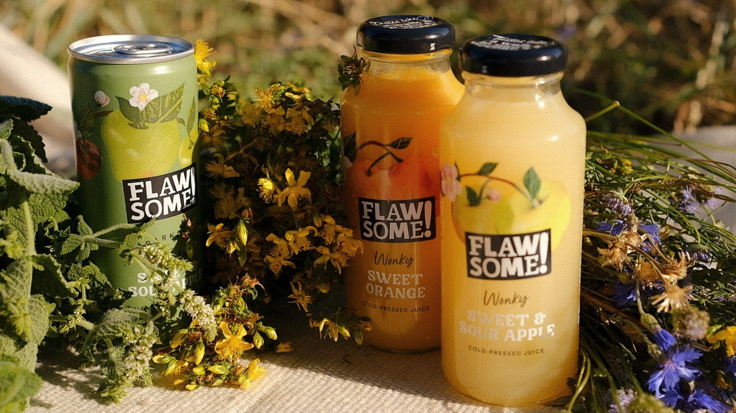 Flawsome! - Apple & Mango Cold-Pressed Juice Bottles